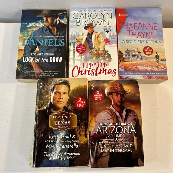 Lot of 15 Paperback Harlequin Romance Novels - Good condition! - Picture 6 of 6